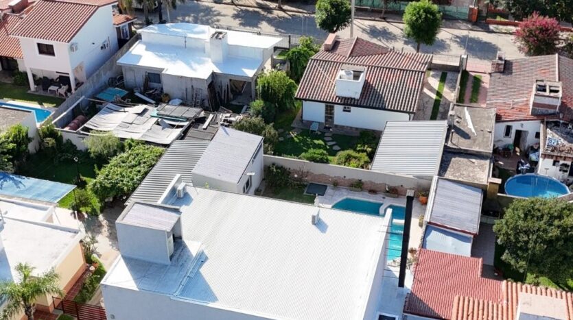 CASA EN VENTA – VILLA CARLOS PAZ (COD)